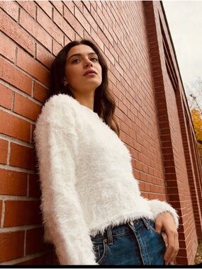Chipie White Fuzzy furry Crewneck crop top  Sweater